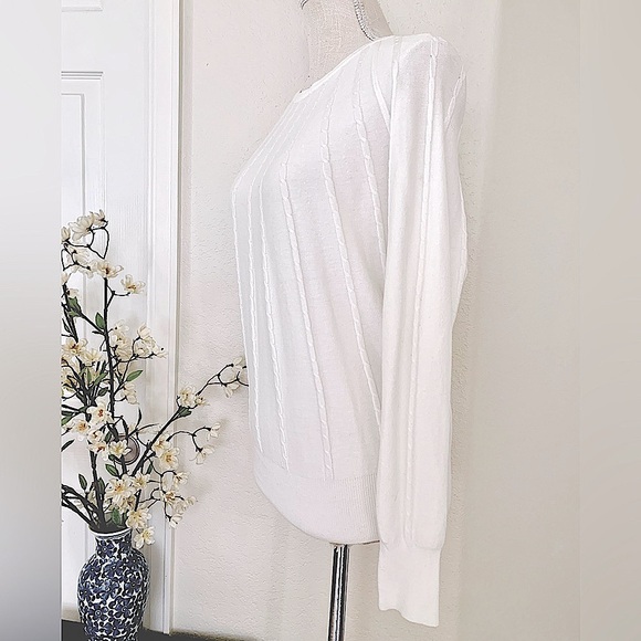 TAHARI Off-white Sweater w/ Ascend Stitching - Picture 6 of 12